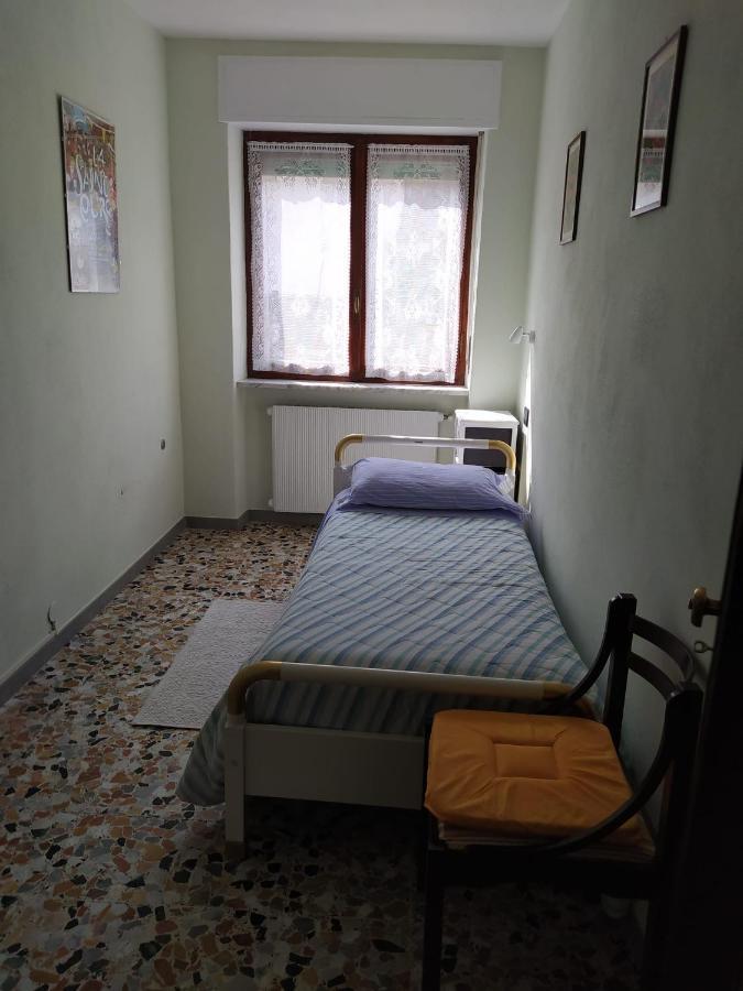 Casabella Silvana Sarre Bagian luar foto