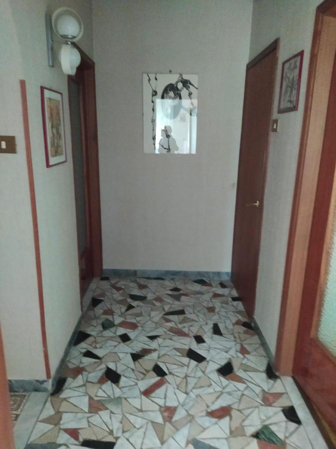 Casabella Silvana Sarre Bagian luar foto